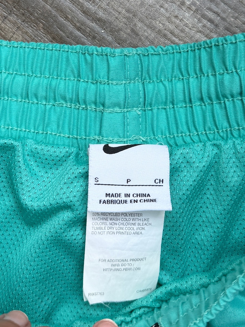 Nike navy blue swimming trunks S - Picture 3 of 3